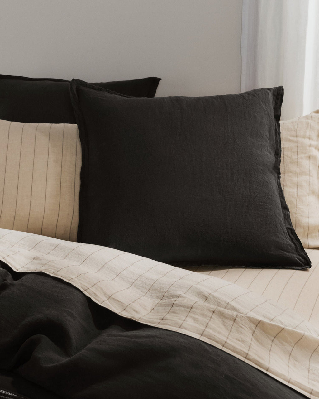 Linen Euro Sham (Onyx) - Image 2