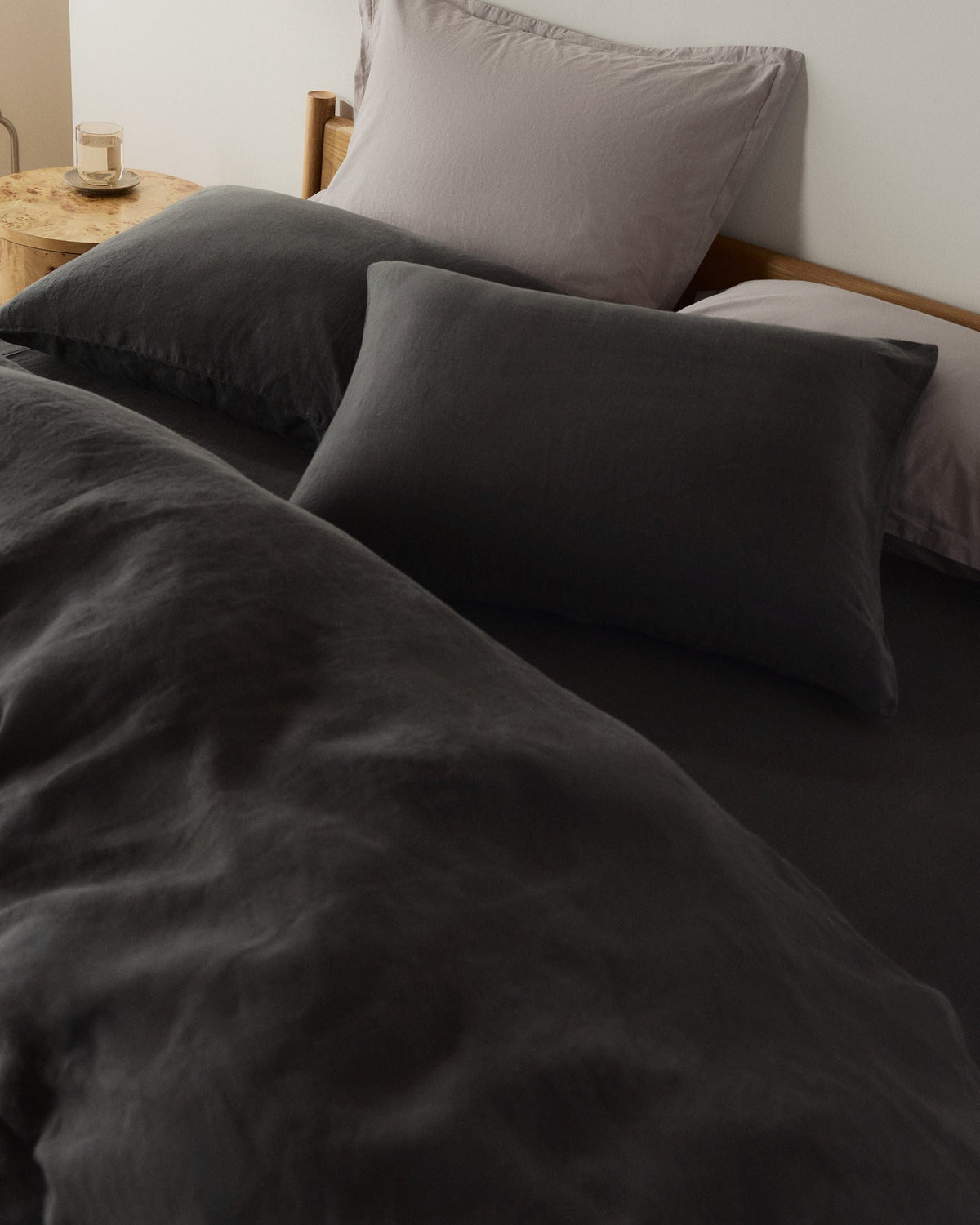 Linen Pillowcase Set (Onyx) - Image 2