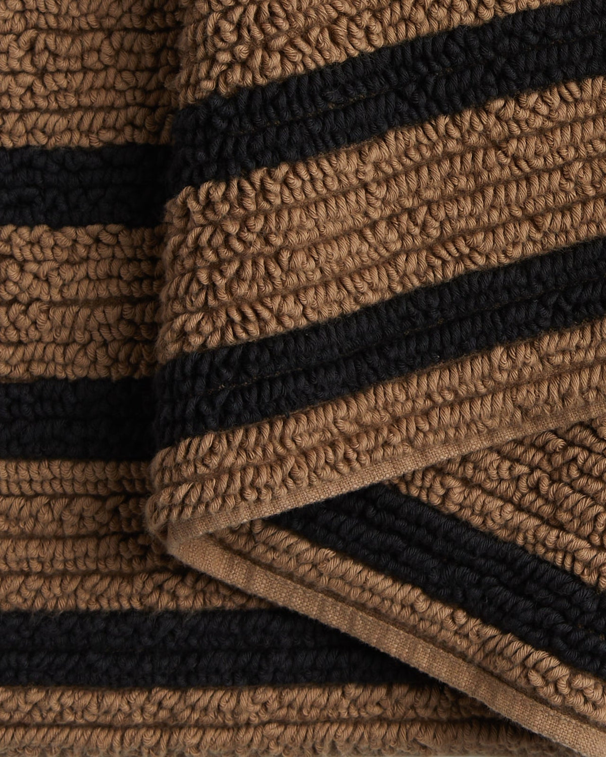Organic Resort Stripe Tub Mat (Camel with Soft Black) - Image 3