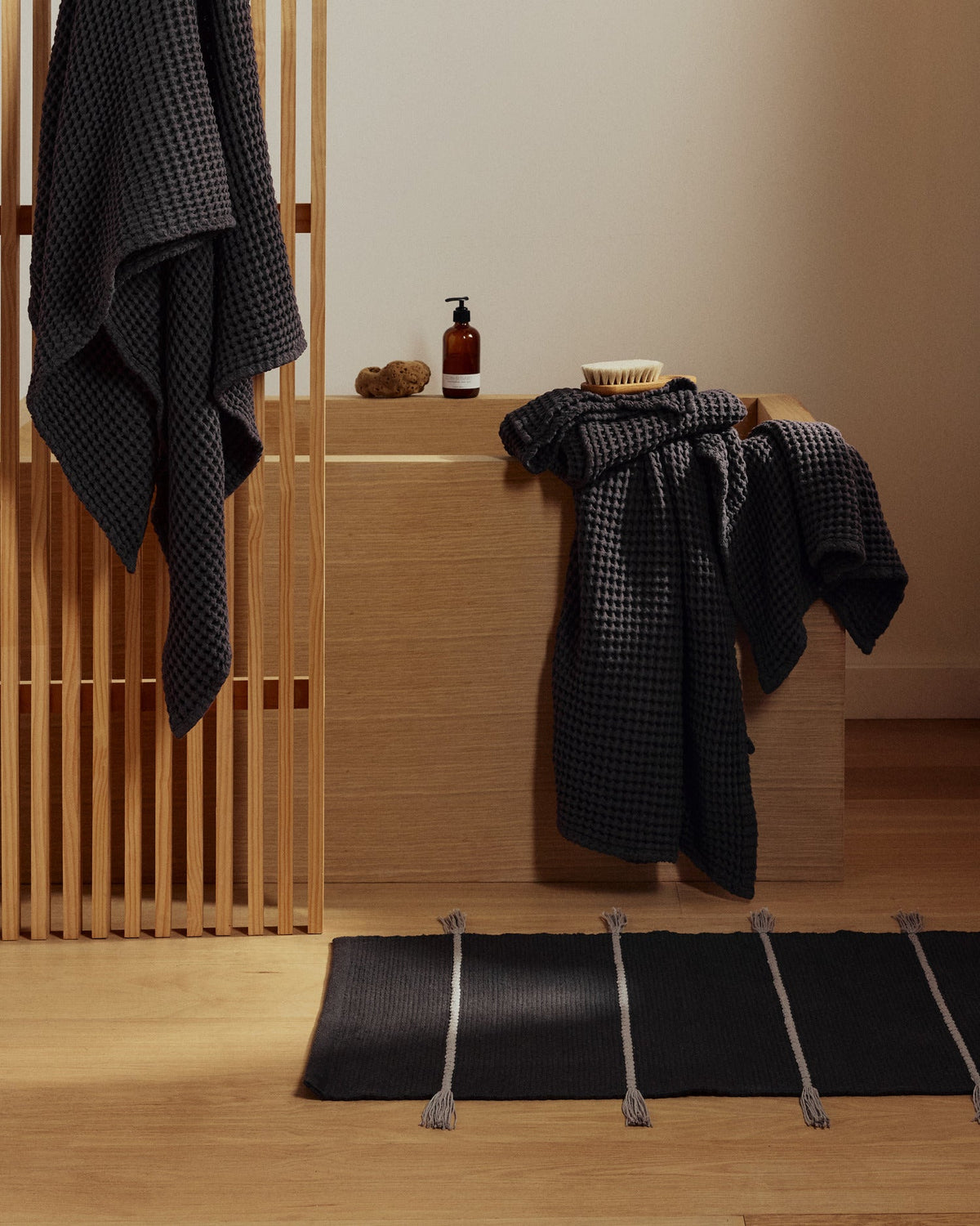 2+2 Waffle Bath Bundle - Onyx - Image 5