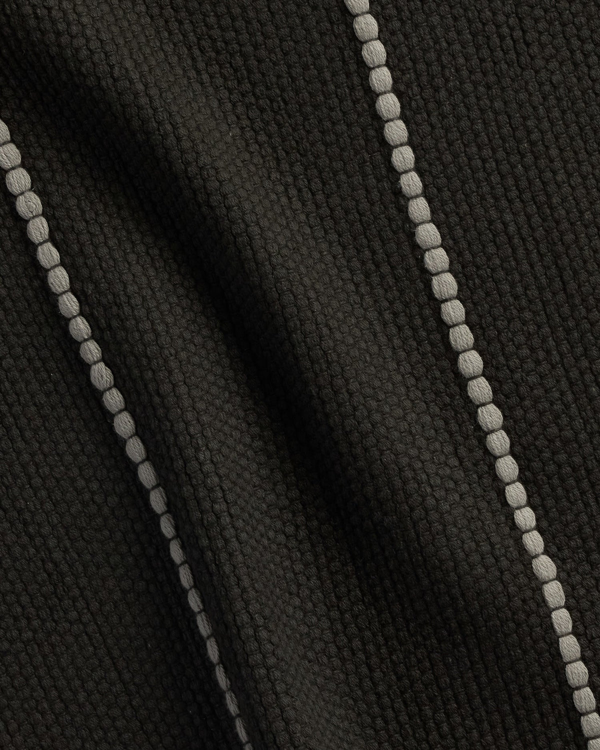 Organic Tassel Bath Rug (Onyx and Pewter) - Image 3