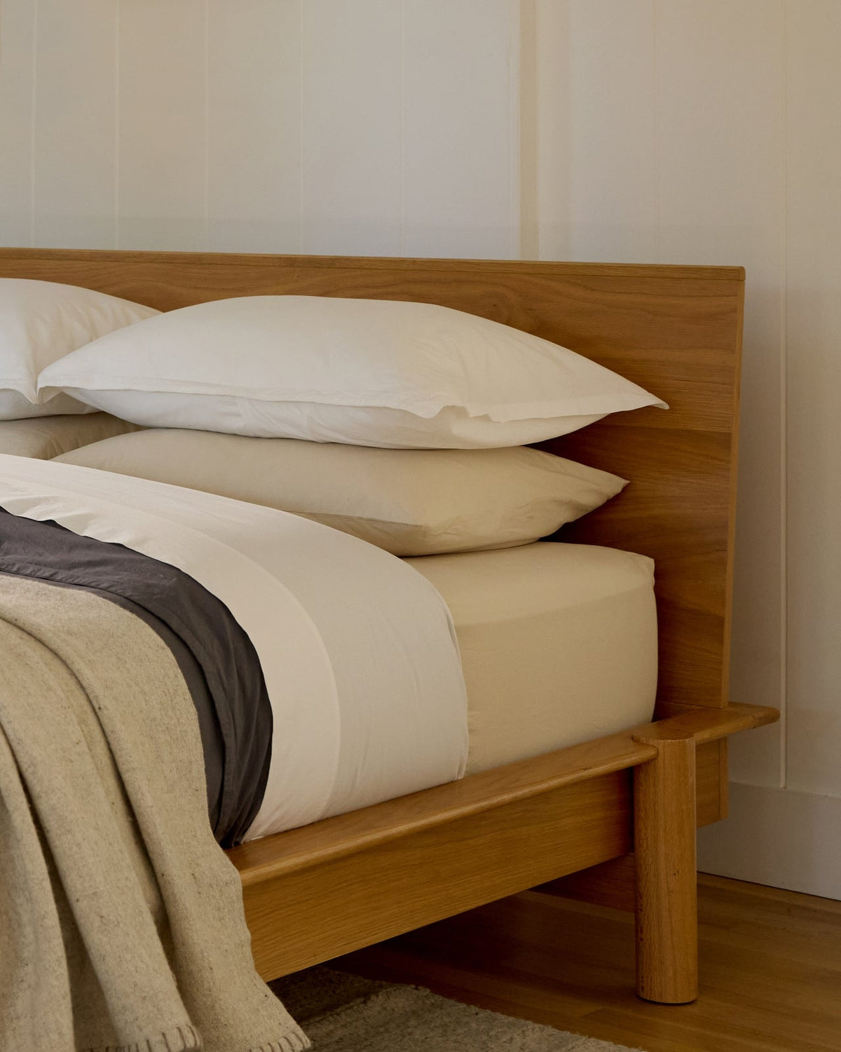 Percale Fitted Sheet (Bone) - Image 2