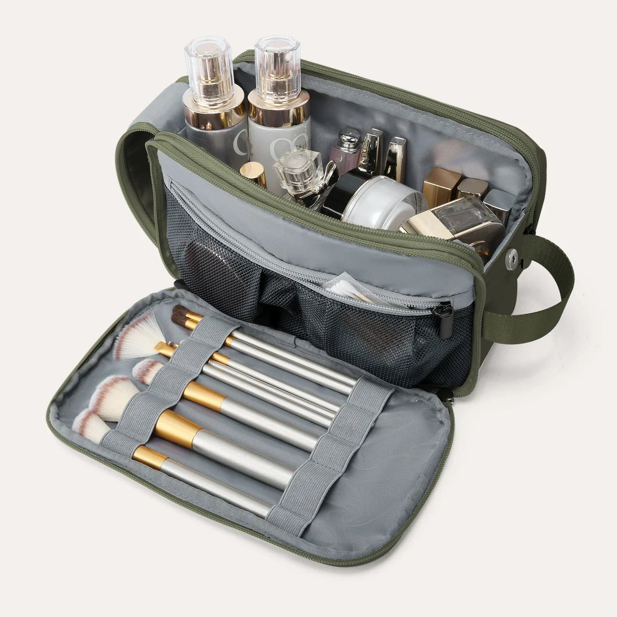 On-road Toiletry Bag - Image 55