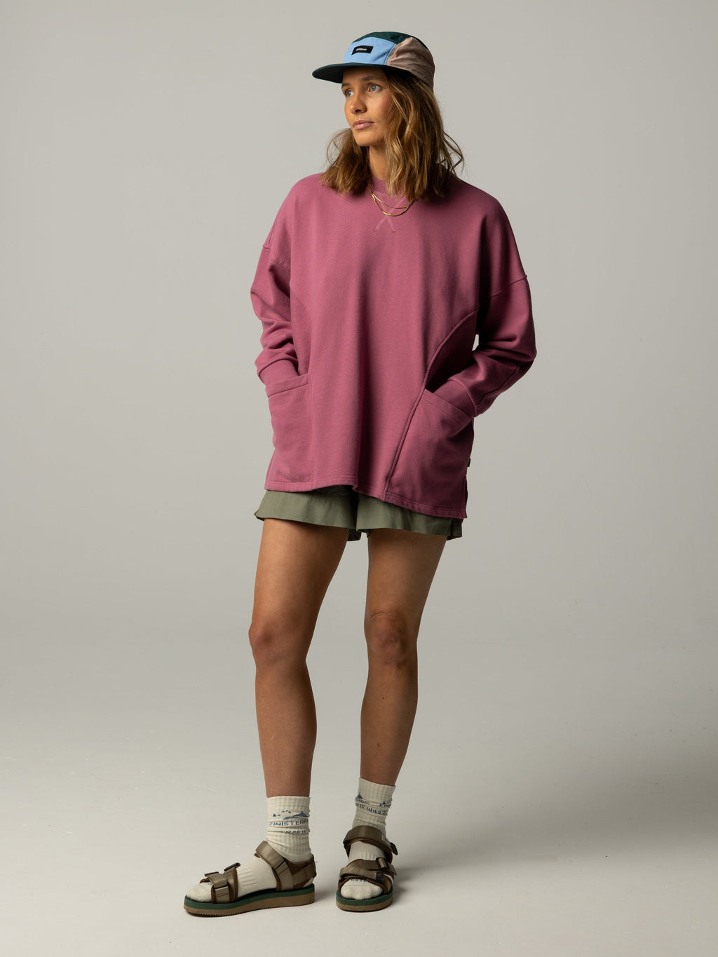 Women's Awen Sweatshirt - Image 3