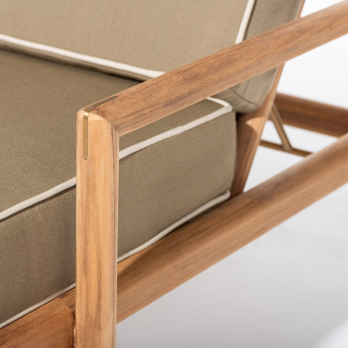 The WES Sun Lounger x Jenni Kayne - Image 6