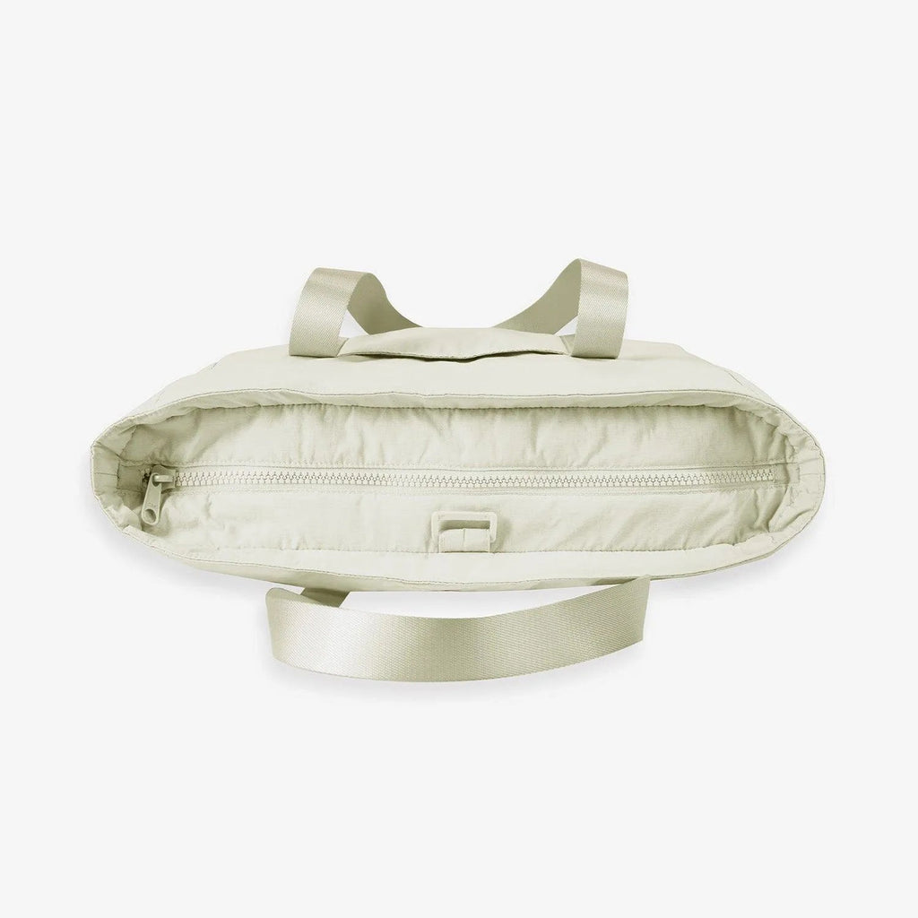 Zoraesque 18L-20L Tote - Image 30